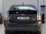 Toyota Prius-9