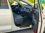 Kia Sorento-12