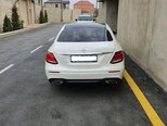 Mercedes E 300-9