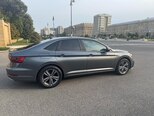 Volkswagen Jetta-4