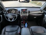 Kia Sorento-13