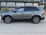 Kia Sorento-8