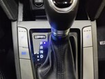 Hyundai Elantra-11