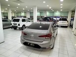Hyundai Elantra-6