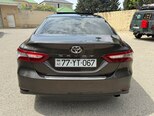 Toyota Camry-15