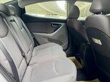 Hyundai Elantra-11
