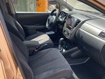 Nissan Tiida-11