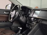 Kia K5-13