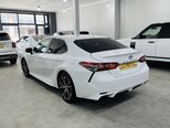 Toyota Camry-5