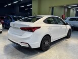 Hyundai Accent-8