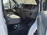 Ford Transit-12