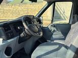 Ford Transit-11