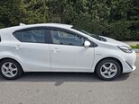 Toyota Aqua-8