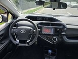 Toyota Aqua-10