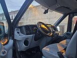 Ford Transit-5
