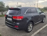 Kia Sorento-16