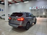 BMW X5-8