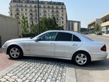 Mercedes E 270-5