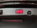 Mercedes E 300 e 4MATIC-18