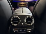 Mercedes E 300 e 4MATIC-21