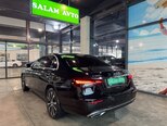 Mercedes E 300 e 4MATIC-4