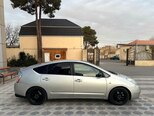 Toyota Prius-7