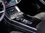 Audi A8-8