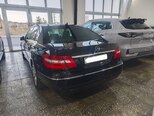 Mercedes E 220 d-4