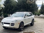 Porsche Cayenne-1