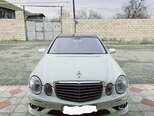 Mercedes E 280-1