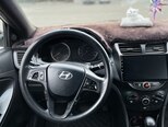 Hyundai Accent-7