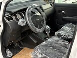 Nissan Tiida-9