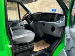 Ford Transit-14