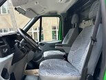 Ford Transit-17