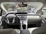 Toyota Prius-5