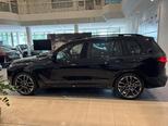 BMW X7-6