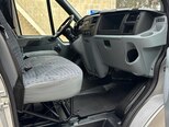 Ford Transit-13