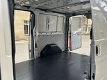 Ford Transit-7