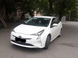 Toyota Prius-18