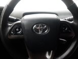 Toyota Prius-14