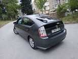 Toyota Prius-11