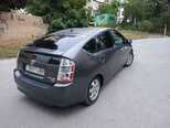 Toyota Prius-10