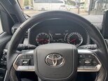 Toyota Land Cruiser-6