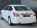Nissan Altima-4
