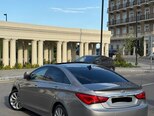 Hyundai Sonata-5