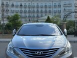 Hyundai Sonata-2
