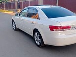 Hyundai Sonata-4