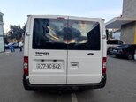 Ford Transit-10