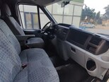 Ford Transit-15