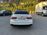 Toyota Camry-10